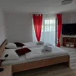 Apartma Ob Jezeru Daire