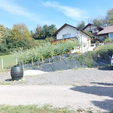 Apartma Ob Jezeru