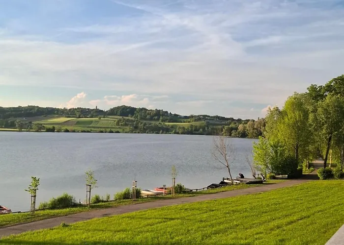 شقة Apartma Ob Jezeru *